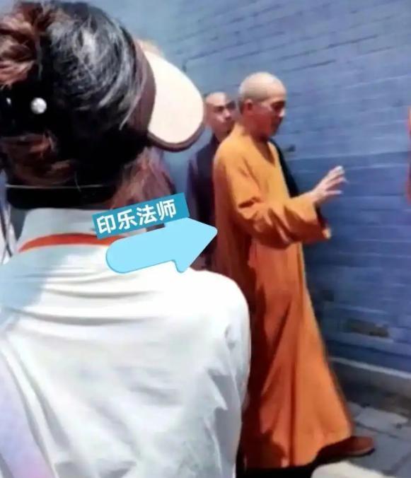 拔萝卜带泥！释永信被抓六天后，释小龙父亲出事，过往黑史全被扒