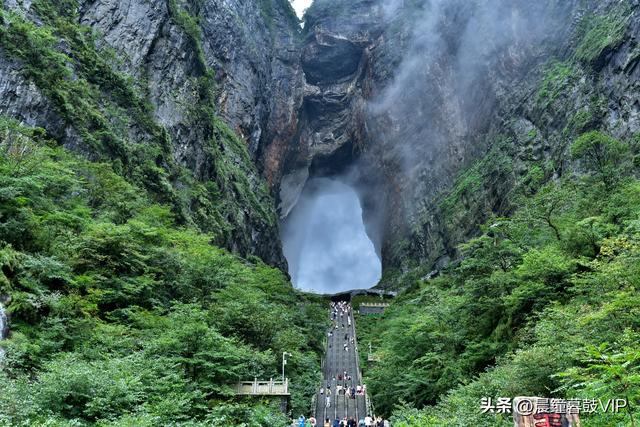 世界奇观--天门洞