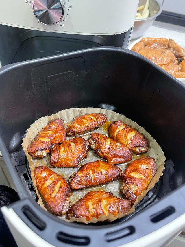 云南大理风景美如画，美食香飘四溢