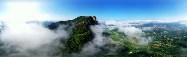 秋染鸡峰山