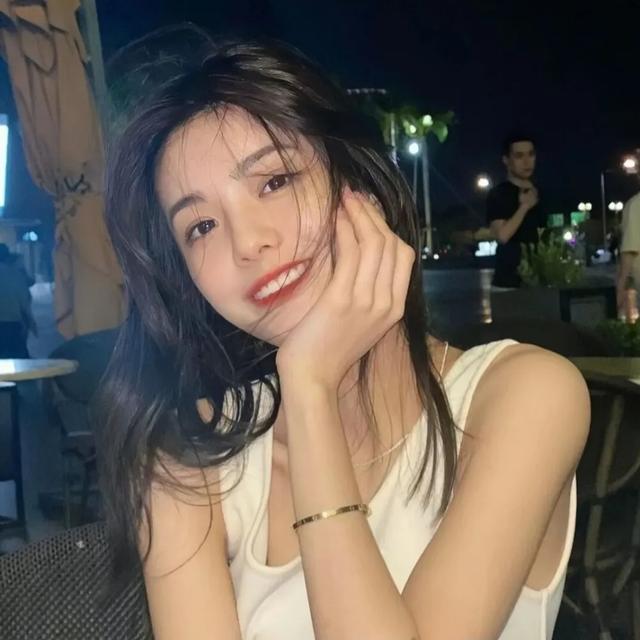 不要再喊女人为美女，小姐了，已经过时了，现在流行这三种称呼