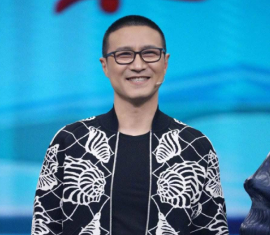 离婚不到两年，章子怡又官宣喜讯，成为汪峰“高攀不起”的存在