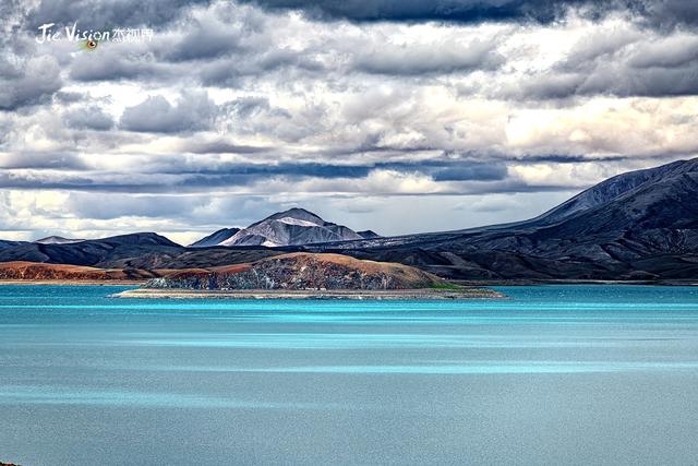 西藏“圣湖”与“鬼湖”的千年对峙！去阿里隐藏着的世界级奇景！
