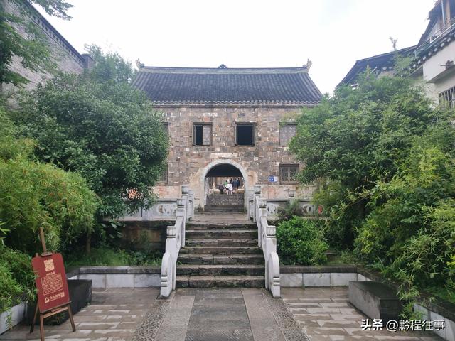何以青岩：清朝末年，四教云集的青岩古镇的人文胜迹