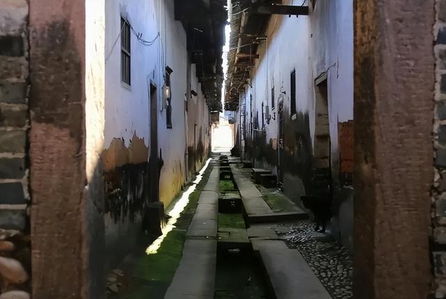 穿越百年！探访韶关5座小众古村，看围楼、石桥、古庙…美到忘记时间！