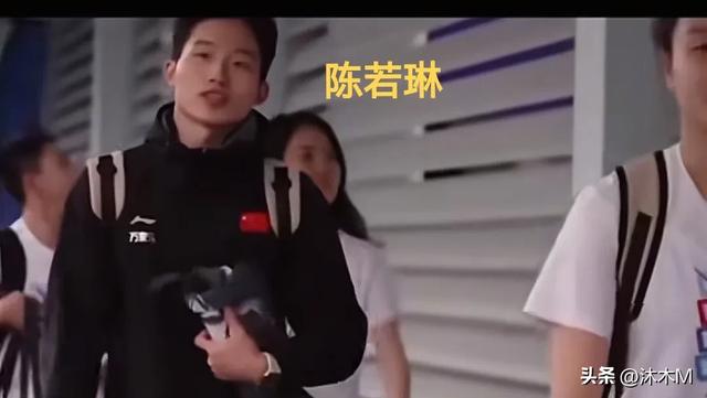 陈若琳已随队到达新加坡，14岁小将赵仁杰首次亮相，是陈练新弟子