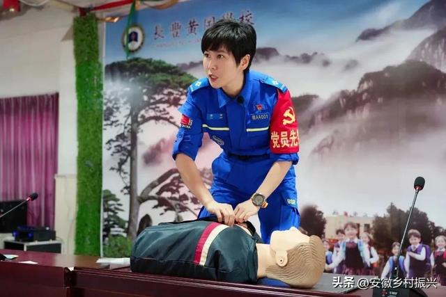 曝光了！这是全中国最飒最美的一群女孩…