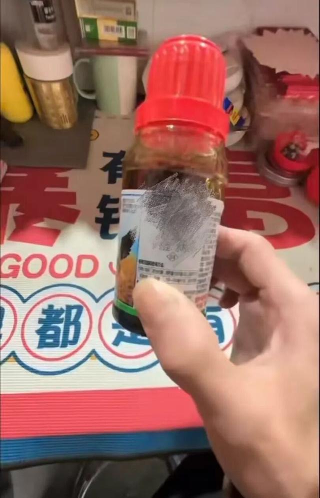 老板举报官员后服毒自杀？妻子独家回应