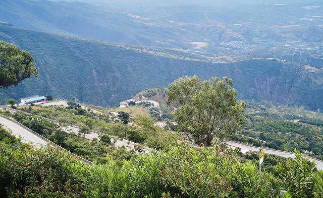 南行漫记：逃离弥勒市，去元谋寻找有温度的冬天