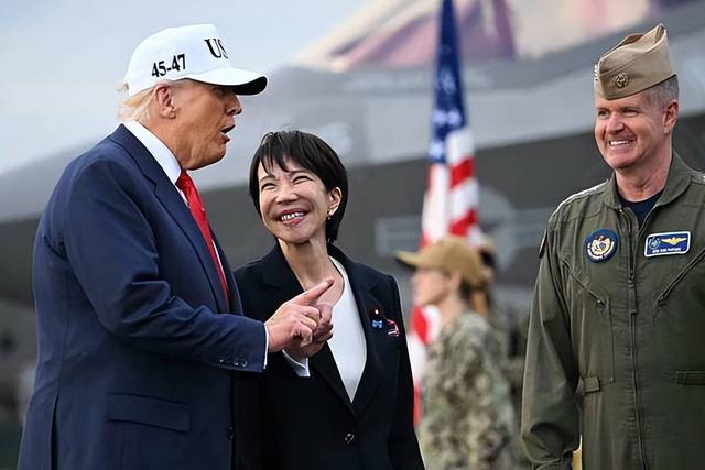 局势突变！中国要求日本全面解除武装	，高市早苗宣布解散众议院