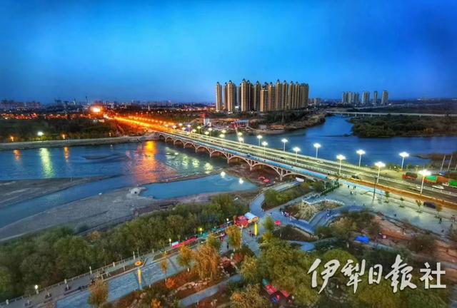 热点景区环线游！新疆一地公交旅游专线5元玩全天！