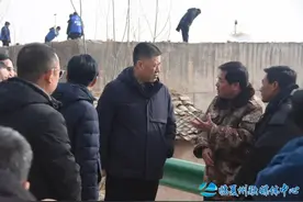 李海默强调：发扬连续作战精神 做深做实群众工作 齐心协力加快灾后恢复重建步伐图片