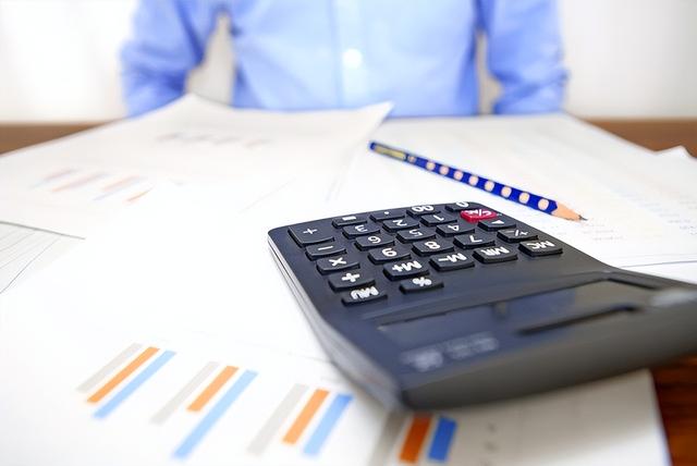 中央定调明年经济！工资、房子、生娃有大变化，普通人要翻身了？