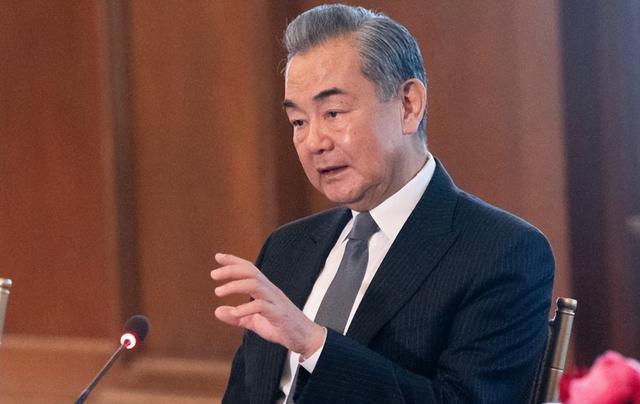 3个坏消息传来，特朗普紧急发文，美财长盼中国：别不给美国面子