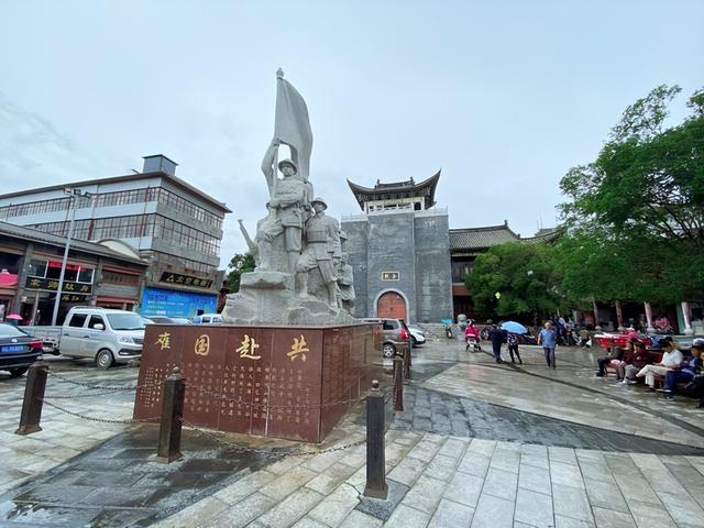 云南省这个“小众”古城，为什么免费开放却没什么游客？