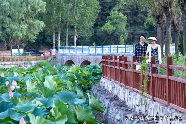 襄垣县虒亭镇建华村：灯火点亮露营经济 宝峰湖畔尽享清凉