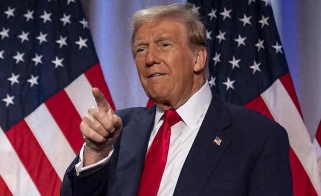 天皇亲自出山，日本对中国的反击正式开始，高市早苗憋出了一妙计