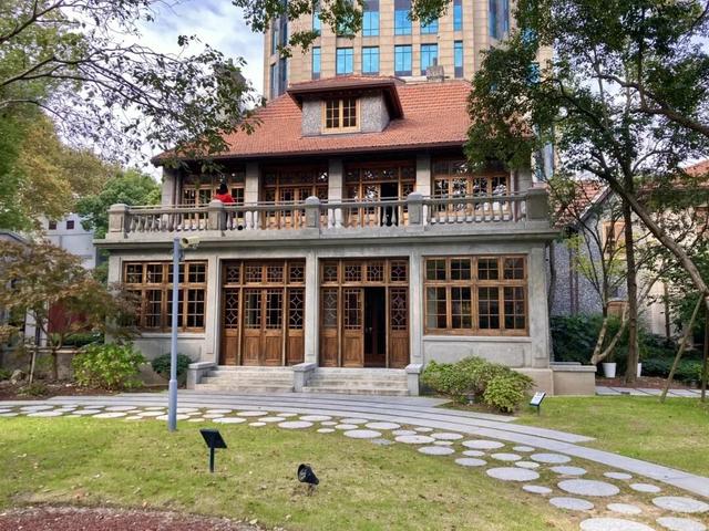 叮！你有一份上海秋日漫步地图待解锁→