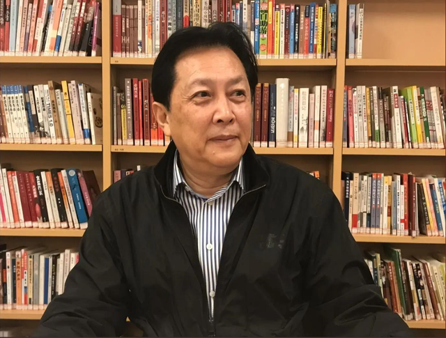 逼原配自杀、割老人韭菜，唐国强的“遮羞布”，被韩红狠狠撕下！