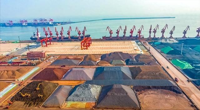 中国限制稀土出口后，美国发现另一种重要金属，也被中国卡了脖子