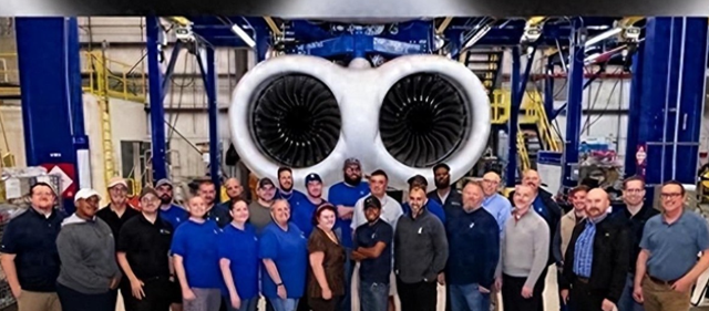 绝不向中国低头！宁愿裁员9000破产，也不接受中国的帮助