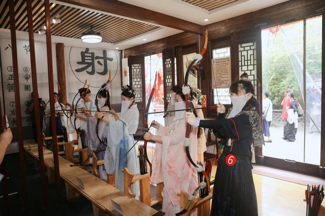 河南广播电视台法治频道比翼招亲寻缘奇幻游首场活动圆满成功