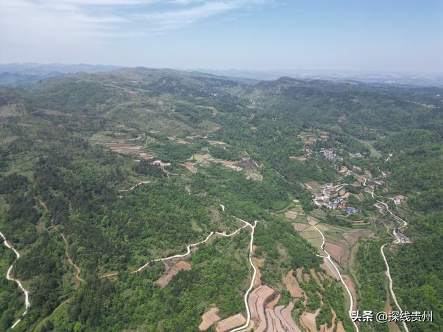 环城贵阳花溪苗王坡越野大环线之青岩段达夯翁拢“冈仁波齐”风景