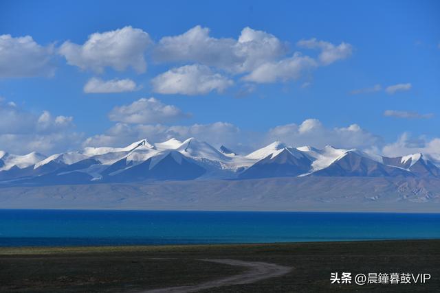 绝世美景--雪山圣湖