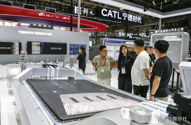 2025中国经济回眸｜筑牢发展安全根基 守住风险防控底线——解码中国经济稳健前行的底气