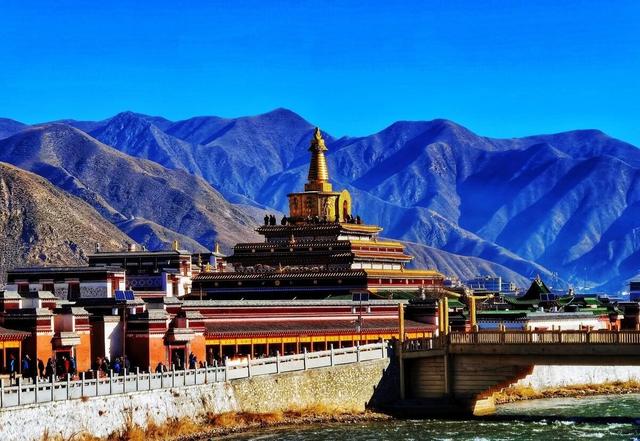 70岁之前，你一定要拥有的12次旅行，去过才不枉此生