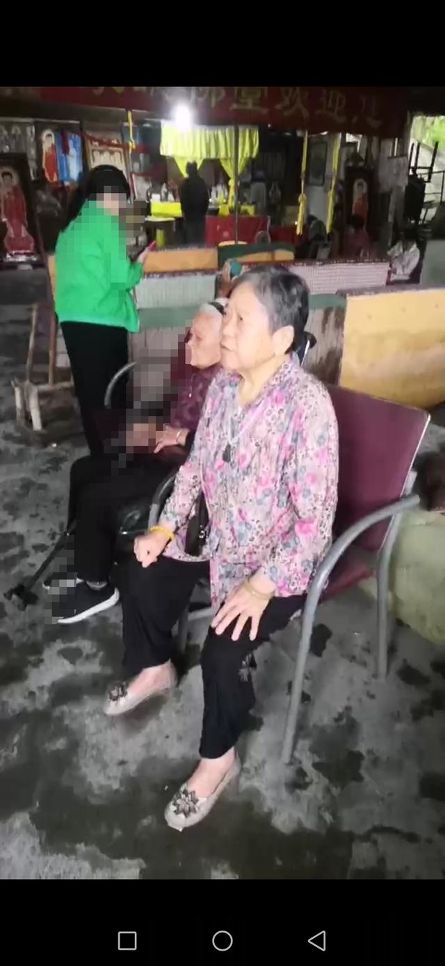 83岁母亲的“强势人生”：半生吵骂半生佛，刀子嘴藏着豆腐心 ！