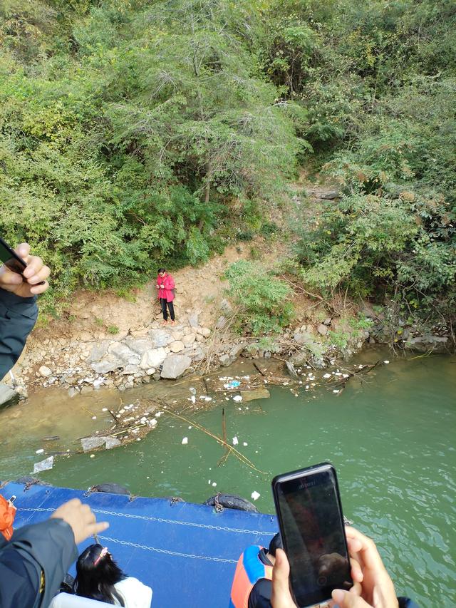 鄂渝行第三天：小红船.瞿塘峡.巫山.神女天路