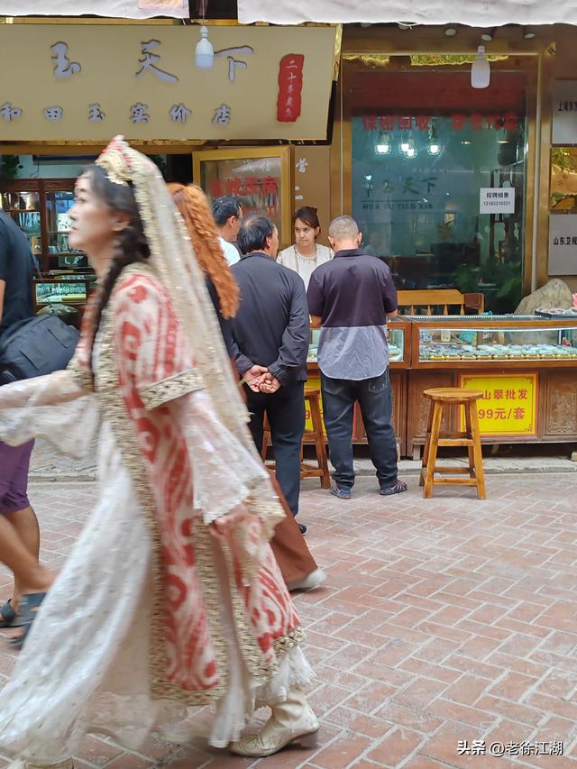 活着的千年古城喀什，西域风情沉浸式体验指南（详细游玩攻略）