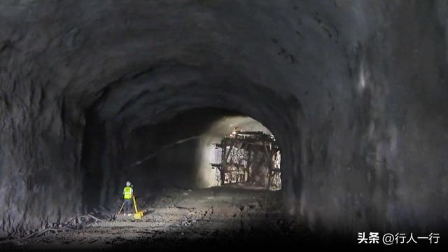 塌方近两年！村民出山需绕行河南，山西太行井底挂壁公路即将通车