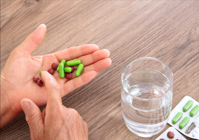 又一起吃降压药出事！医生苦劝：冬天吃降压药的人，要注意这8点