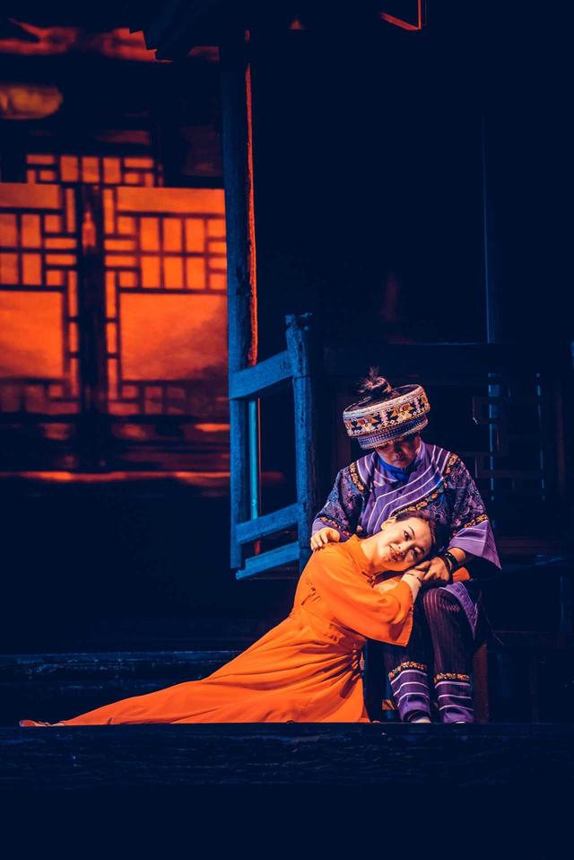 想玩点不一样，这个冬天，让我们去湘西过大年！