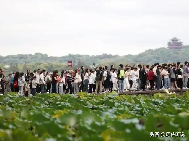 游客不买账了？国庆假期旅游形势大变，各大景点纷纷投入改革