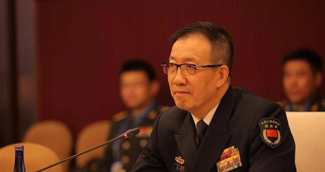 北约对俄军开火，19架军机被击落，美防长打给中方，董军划下红线