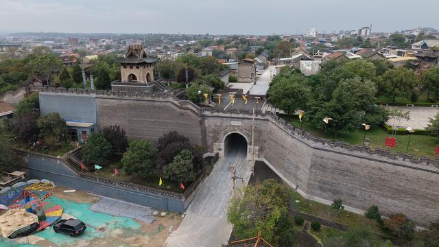 2025年稻城亚丁自驾之旅（8）绛州三楼