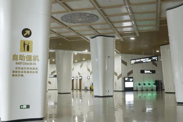 南宁市区至吴圩机场，16分钟足矣！进出站指南来了~