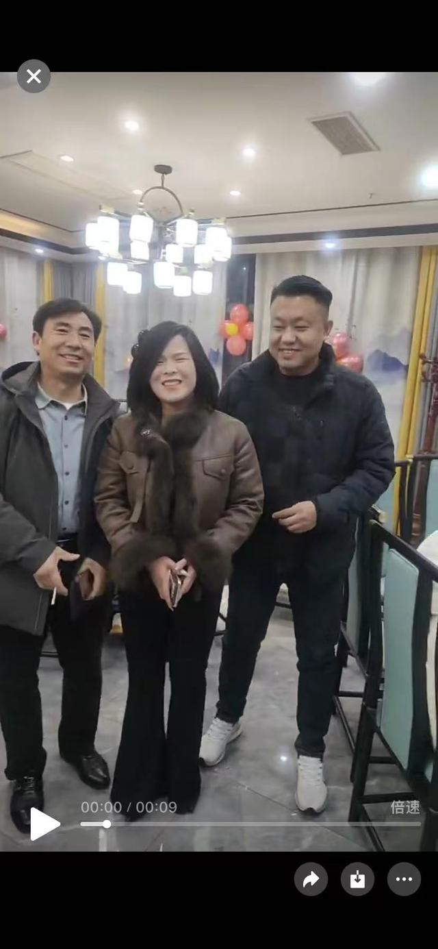 枣庄：飞鹰户外爬山徒步群年会在巨典豪庭酒店隆重举行