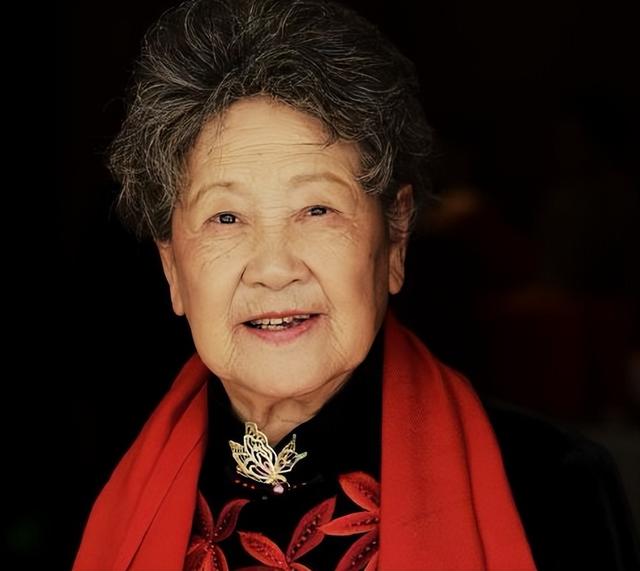 一路走好！短短五天就传出5位名人离世消息	，每一位都是行业大佬