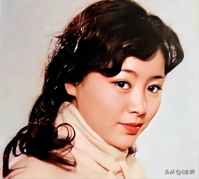 张瑜现状：68岁无儿无女，一人独居，与74岁前夫张建亚处境差别大