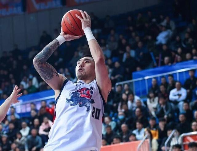 CBA爆大冷！山东男篮绝杀北京，陈林坚10分 本土奇兵14中6砍下15分