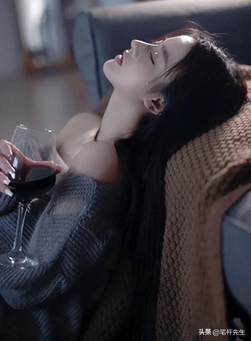 允许任何人离开，是女人的顶级清醒 看懂这 4 个故事 余生不内耗