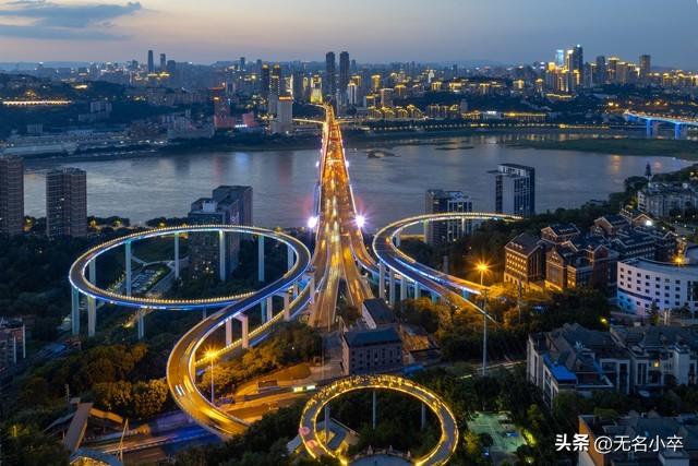 国庆七天乐，国内能让你玩的尽兴不重样的，我敢说只有这三座城市