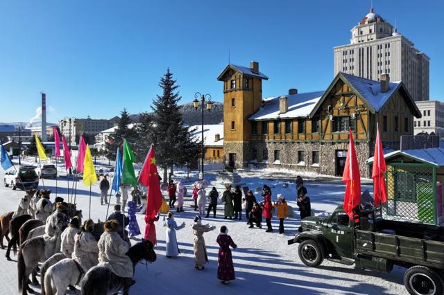 诚邀共赴跨年迎新之旅!银装素裹间,开启祈福狂欢的魔法庆典