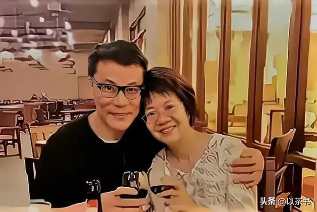 原来李国庆前妻是她，多次上演“互撕”戏码，离婚后整个人大变样