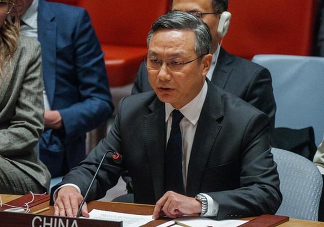 美军意识到玩砸了！抢中国原油后，收到最新命令，60天内不能动手