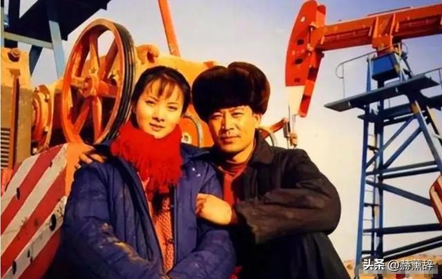 吃里扒外！定居美国13年，回国捞金惨遭“驱逐”，52岁活成了笑话